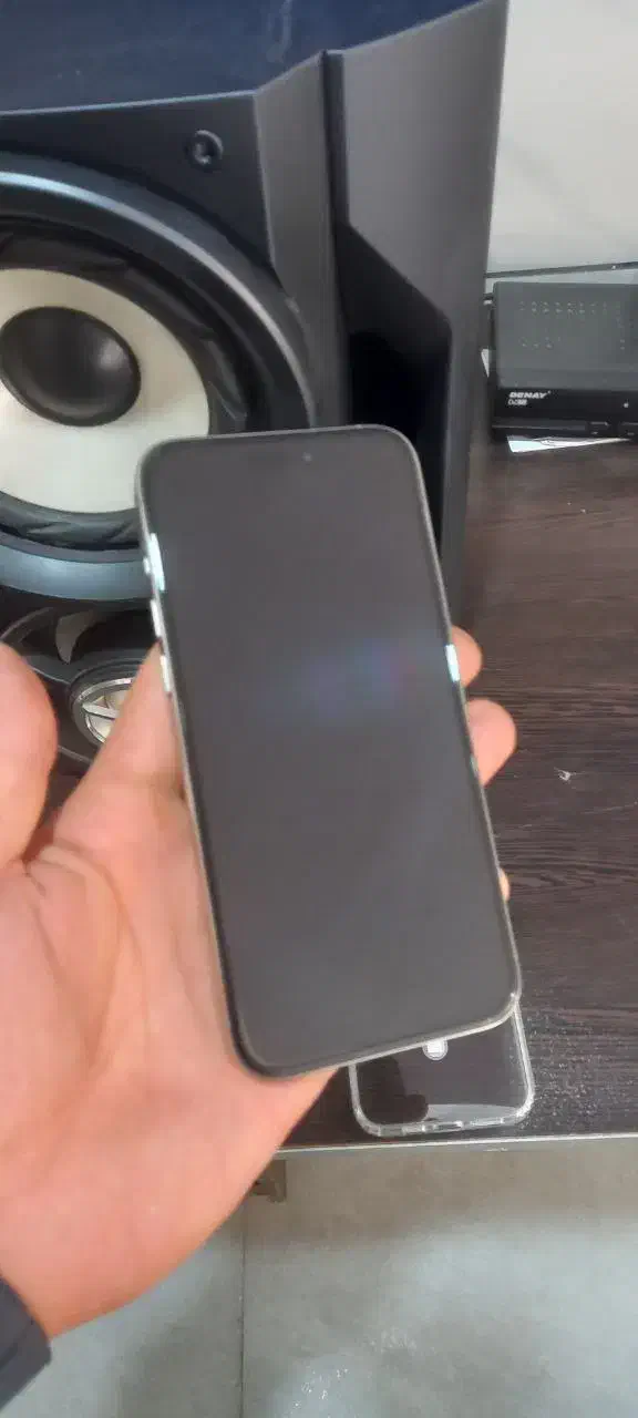 ایفون ۱۵ مکس|موبایل|رباطکریم, رباطکریم|دیوار