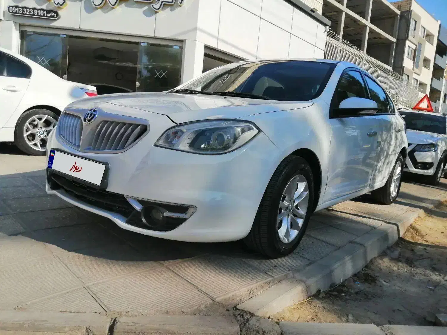 برلیانس 330 موتور 1650 بزرگ|خودرو سواری و وانت|اصفهان, شهرک میلاد|دیوار