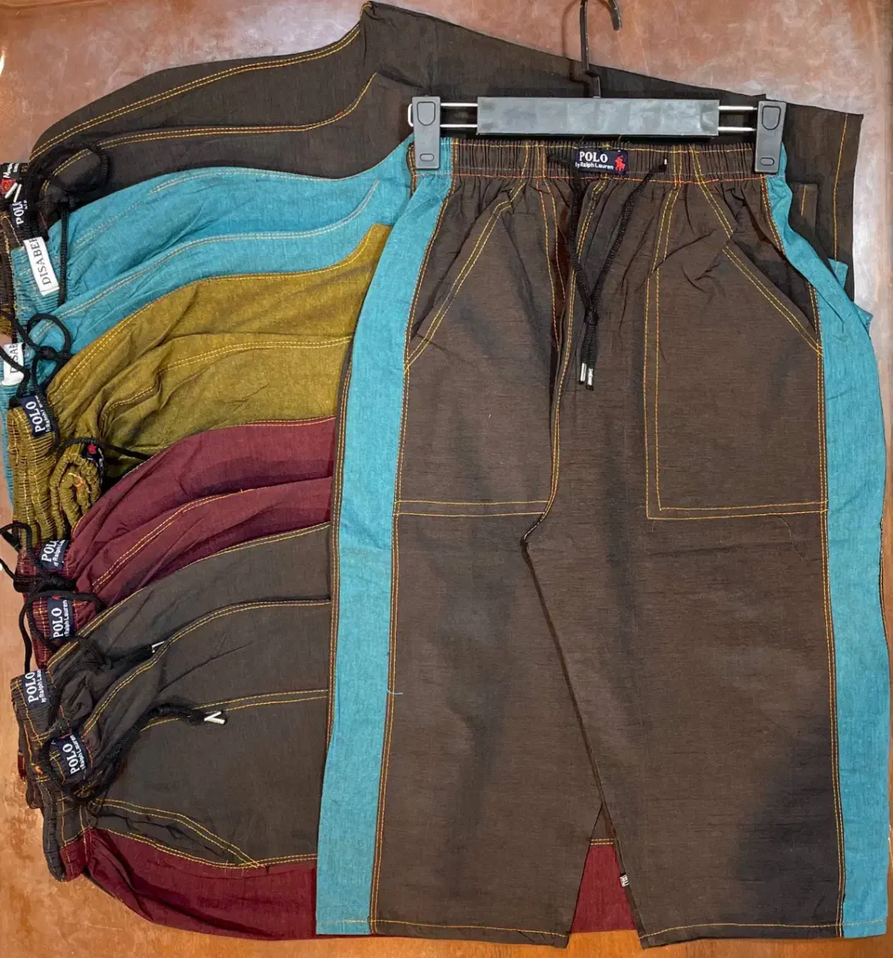 تولیدی عمده - شلوارک کنفی مردانه|لباس|ساری, |دیوار