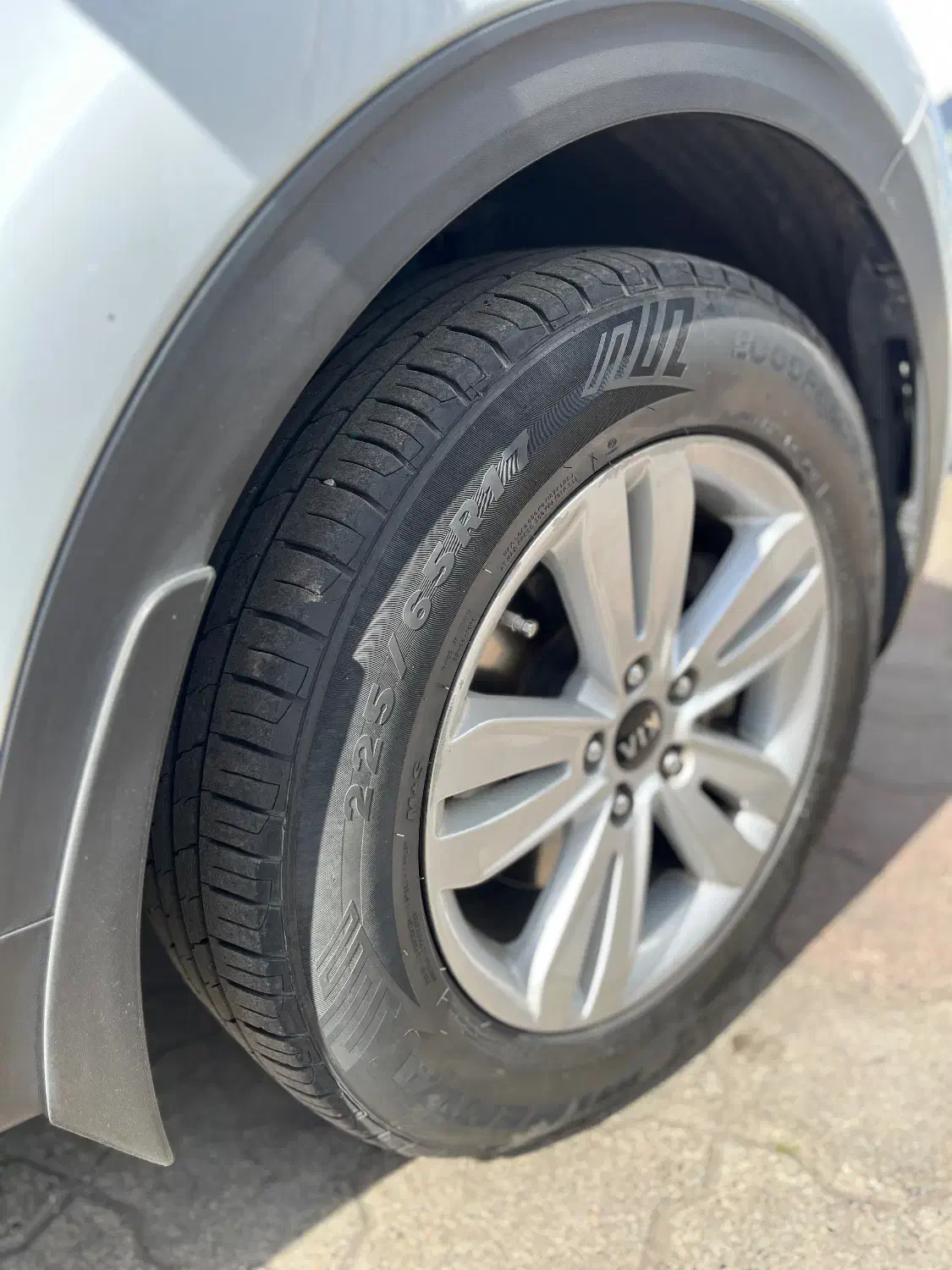 اسپرتیج ۲۰۱۷|خودرو سواری و وانت|رشت, معلم|دیوار