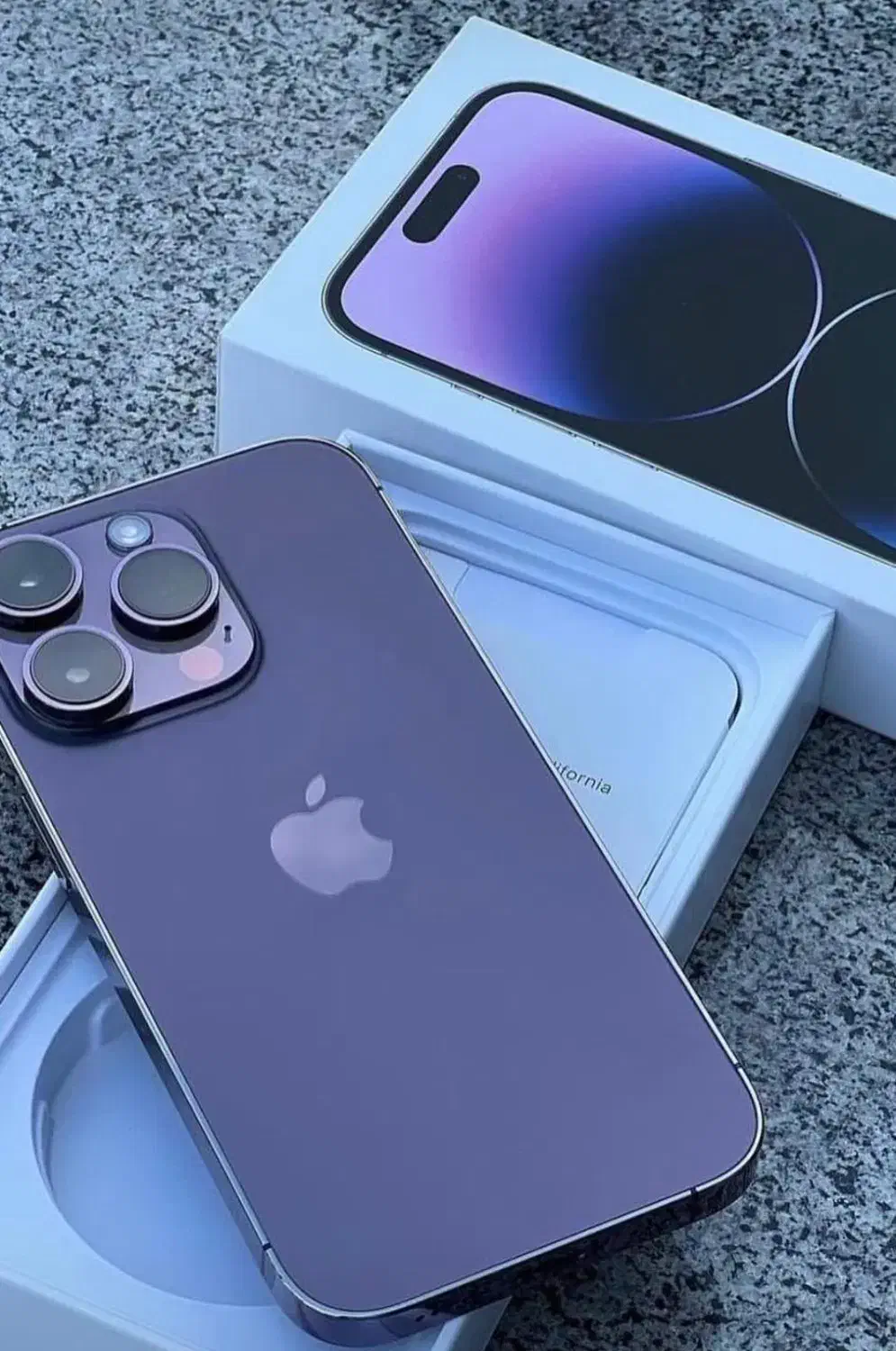 ایفون 14پرومکس طرح اپل /جنس بدنه تیتانیوم|موبایل|تهران, جمهوری|دیوار