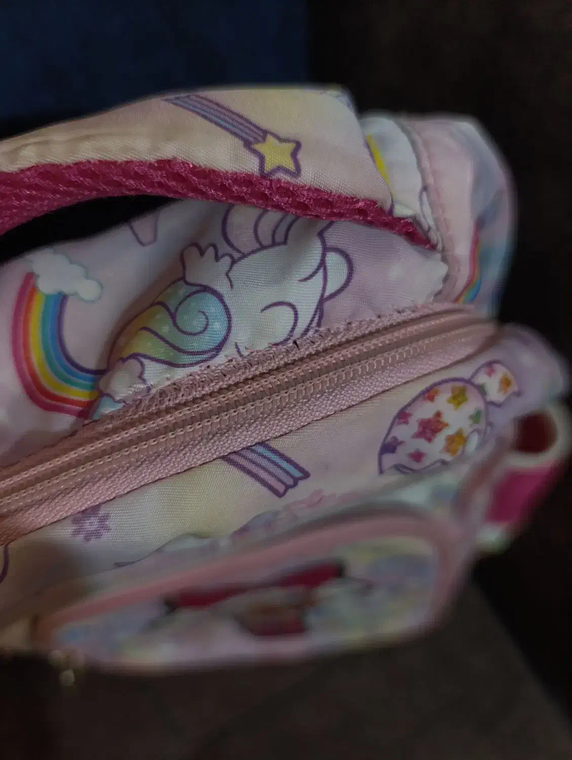 کیف مدرسه|کیف، کفش، کمربند|همدان, |دیوار