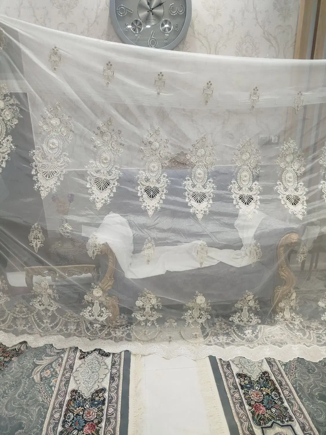 پرده تور به عرض چهار متر|پرده، رانر، رومیزی|تربتحیدریه, بالا ولایت|دیوار