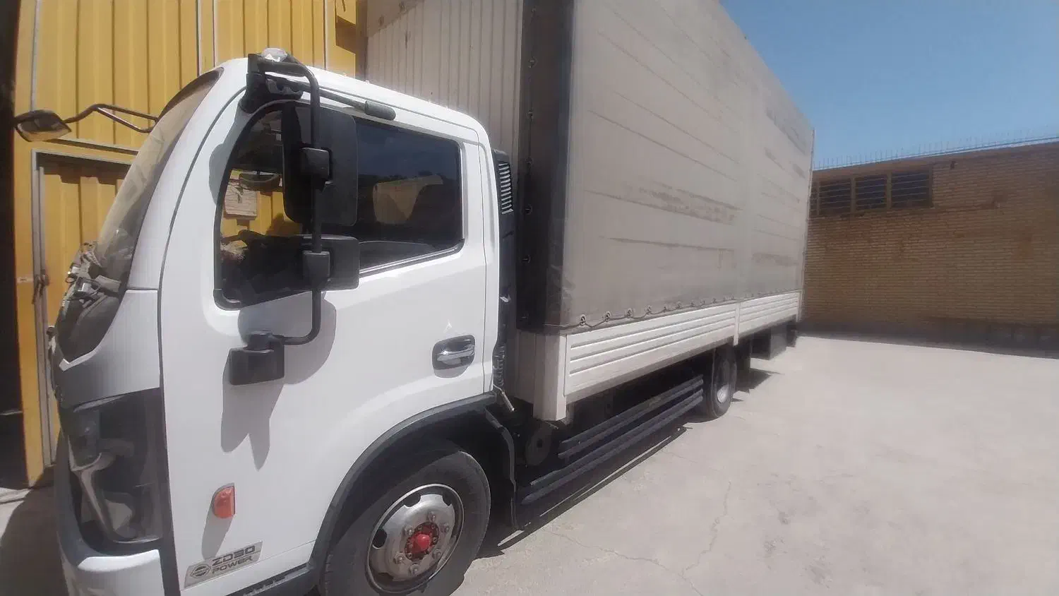 کاویان ۴۰۲|خودرو سنگین|شاهین‌شهر, عطار|دیوار