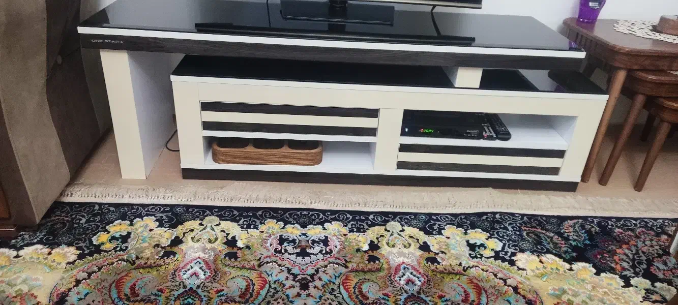 میز تلویزیون کاملا سالم|میز تلویزیون|کلارآباد, |دیوار