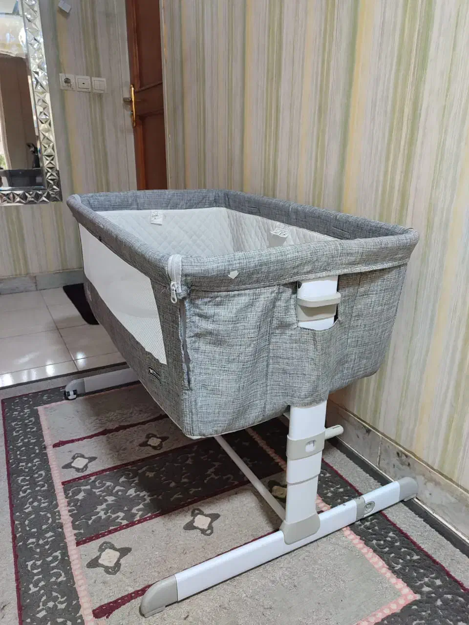 تخت خواب گهواره|تخت و سرویس خواب|شیراز, شهرک مخابرات|دیوار