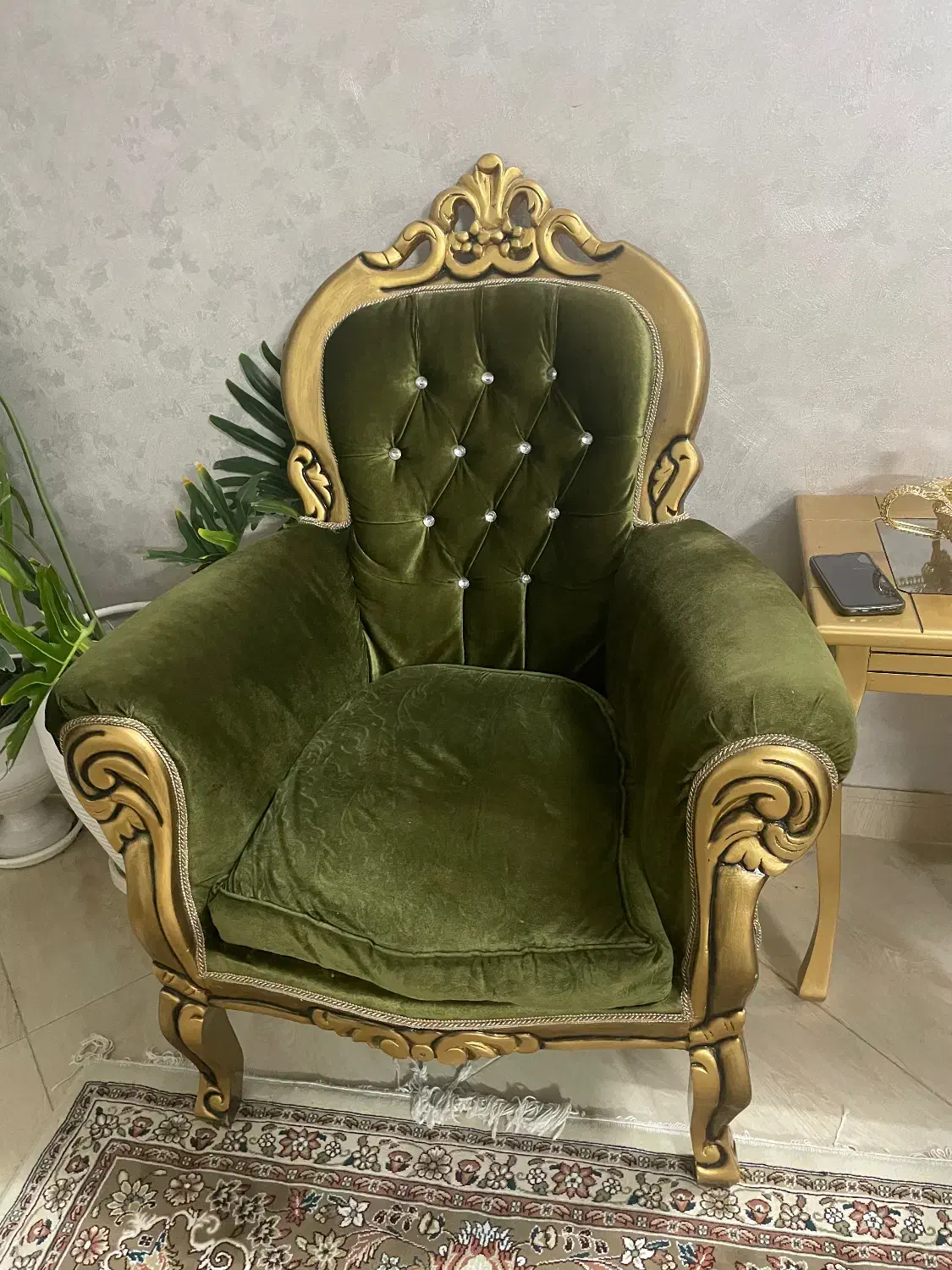 مبلمان سلطنتی|مبلمان خانگی و میز عسلی|شاندیز, |دیوار