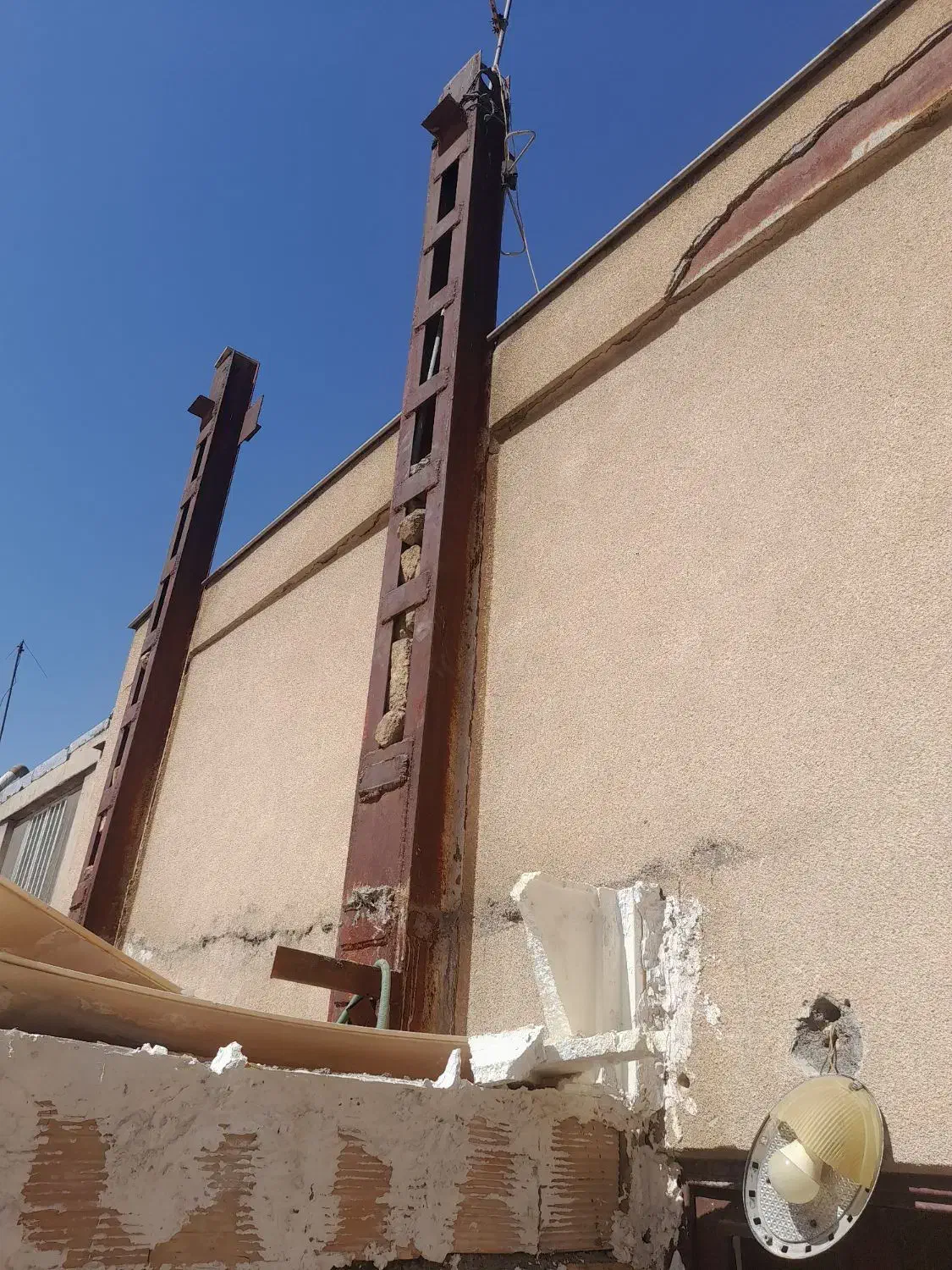 تخریب وخاکبرداری سادات حسینی(باپروانه کار)|خدمات پیشه و مهارت|مشهد, آزادشهر|دیوار