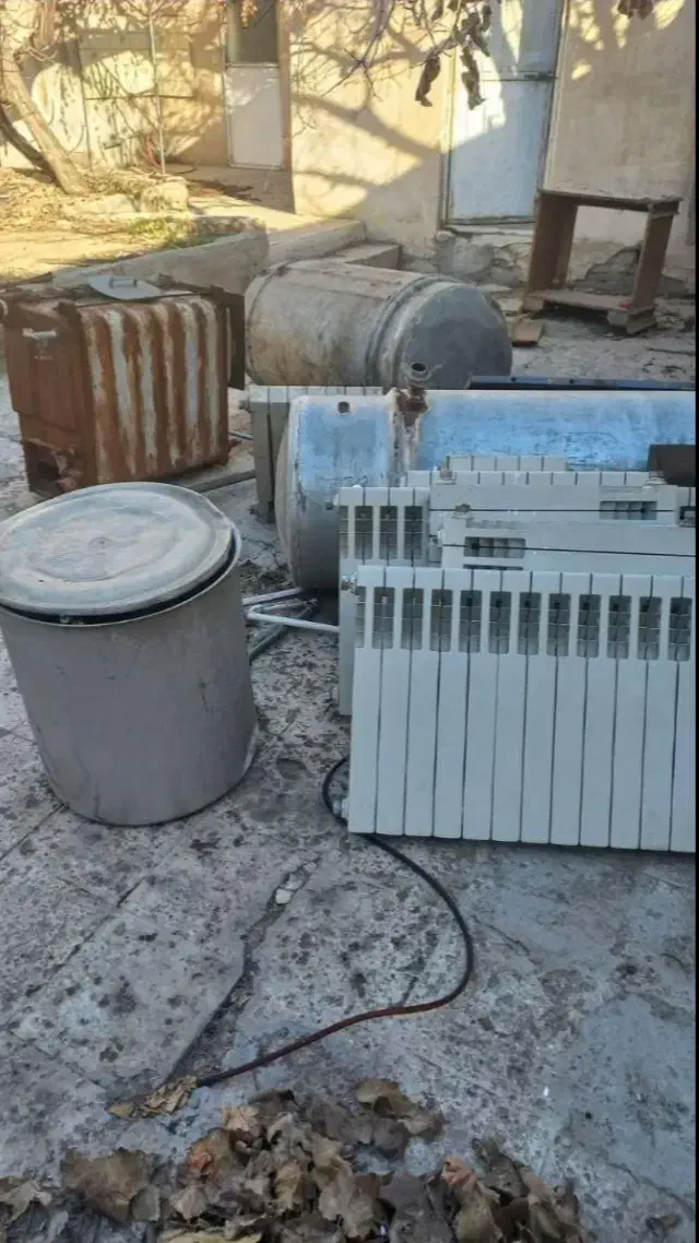 آبگرمکن دیواری و شوفاژ رادیاتور و سالم و پوسیده|آبگرمکن، پکیج، شوفاژ|کرج, چهارصد دستگاه|دیوار