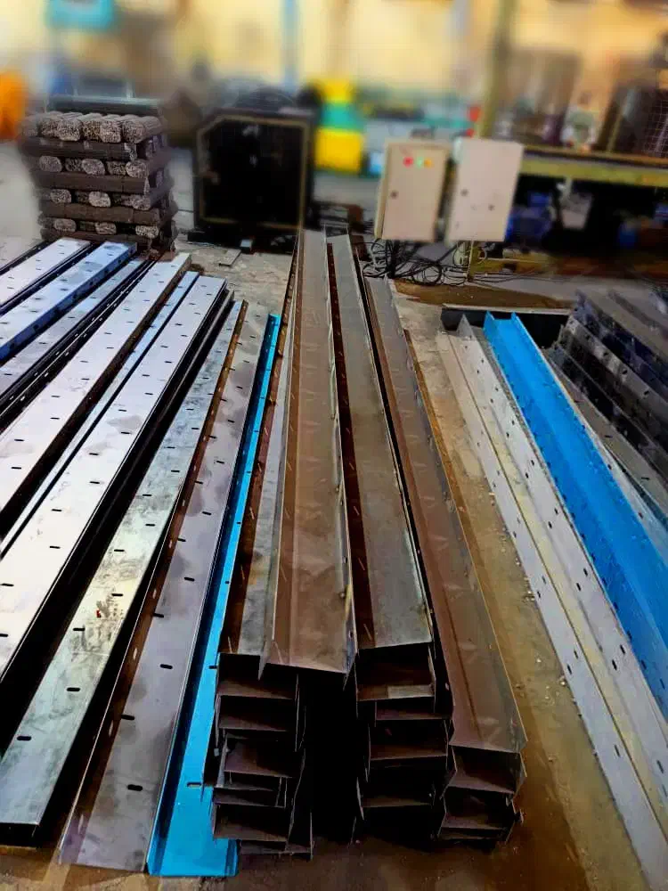 وادار اچ / وادار یو / تیرآهن|مصالح و تجهیزات ساختمان|آبیک, |دیوار