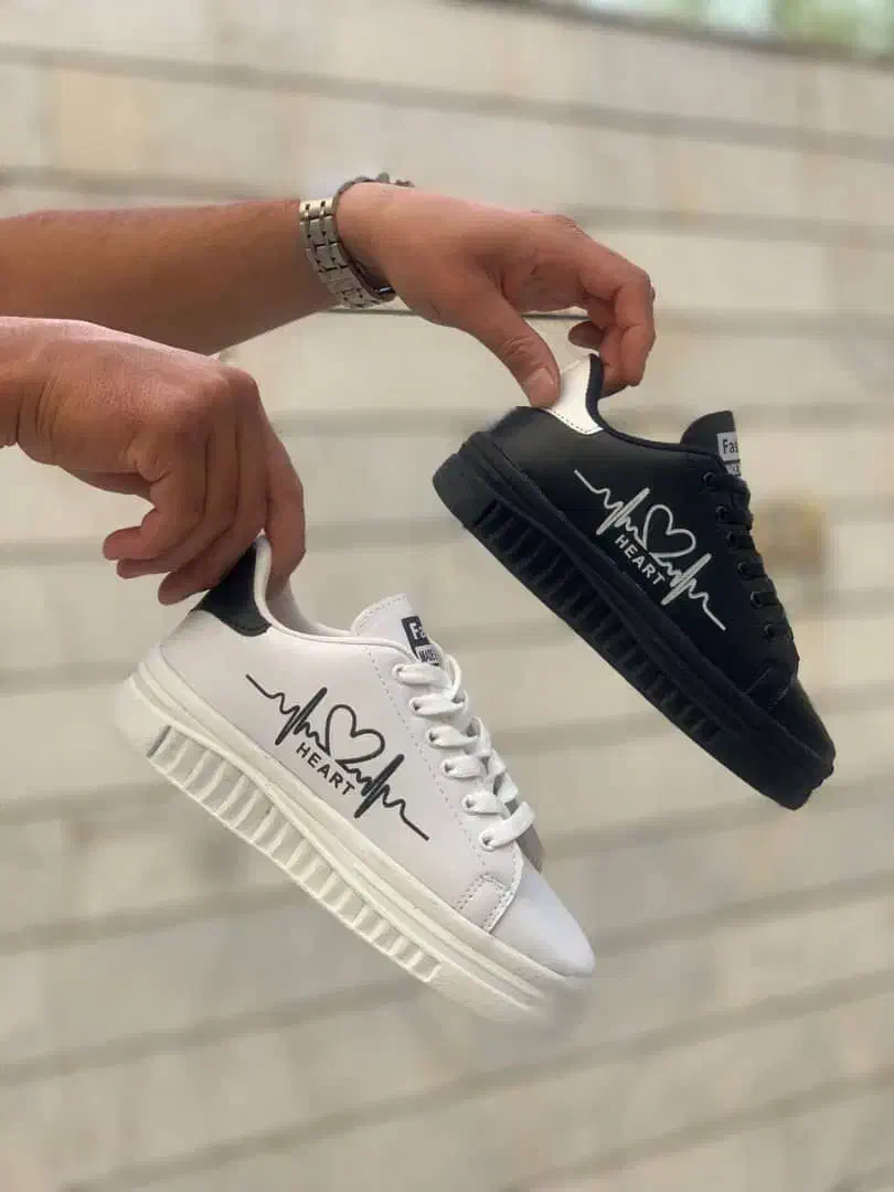 کفش کتونی زیباوقشنگ وخوشکل زنانه دخترانه|کیف، کفش، کمربند|قم, الوندیه و گذر صادق|دیوار