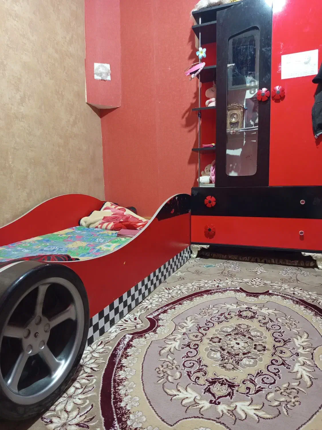 تخت وکمد کودک ونوجوان|تخت و سرویس خواب|کاشمر, |دیوار