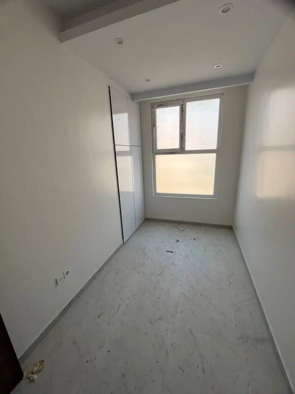 ۹۵متر/دو خواب/نوساز/فول امکانات/قرارداد۲ساله