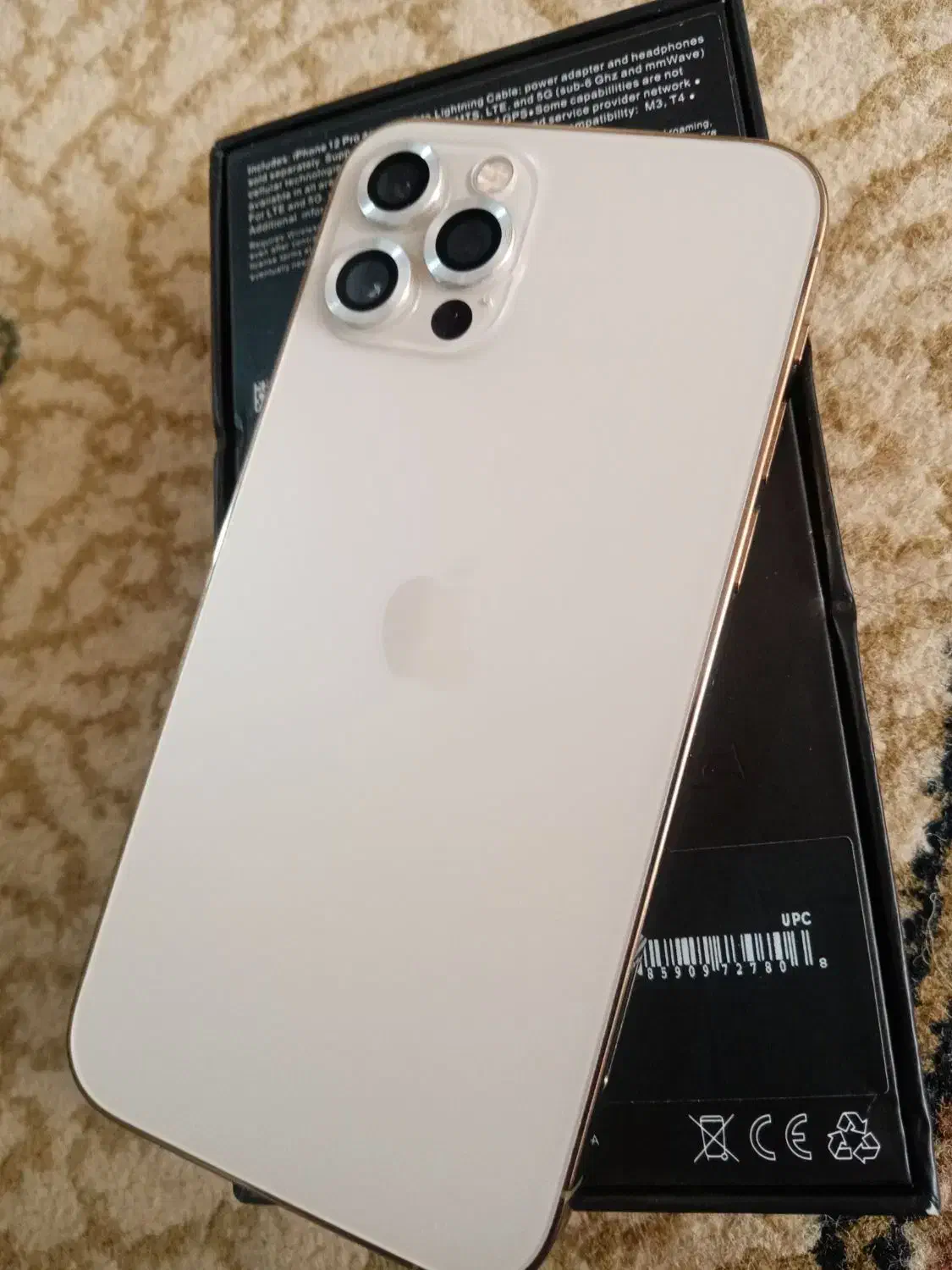 ایفون 12 J/A pro|موبایل|شیراز, ارم|دیوار