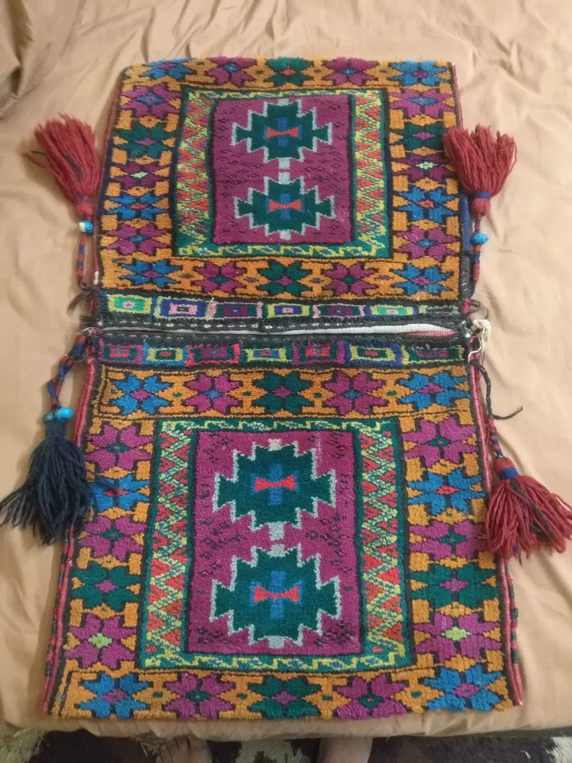 خورجین دستباف|گلیم، جاجیم، گبه|شاهین‌شهر, نبوت|دیوار