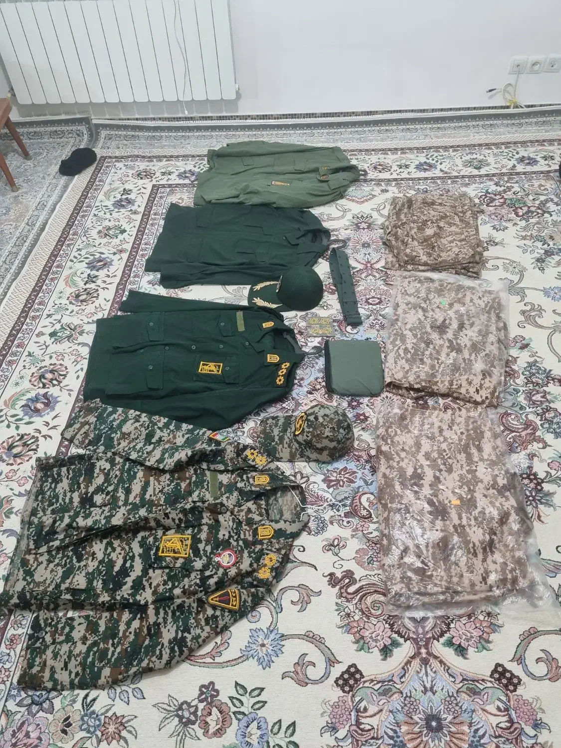 لباس نظامی سپاه|لباس|بیجار, |دیوار