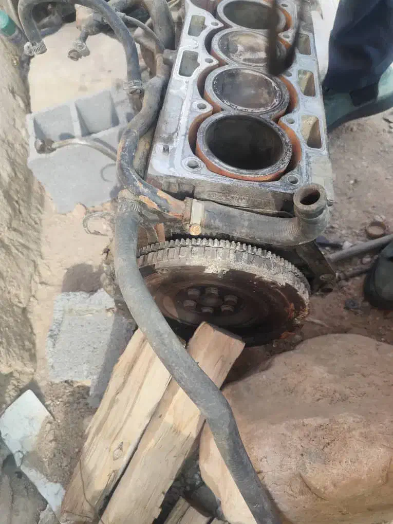 نیم موتور  ام وی ام ۵۳۰ و ایکس ۳۳ استوک|قطعات یدکی و لوازم جانبی|شیراز, شهرک سراج‎|دیوار