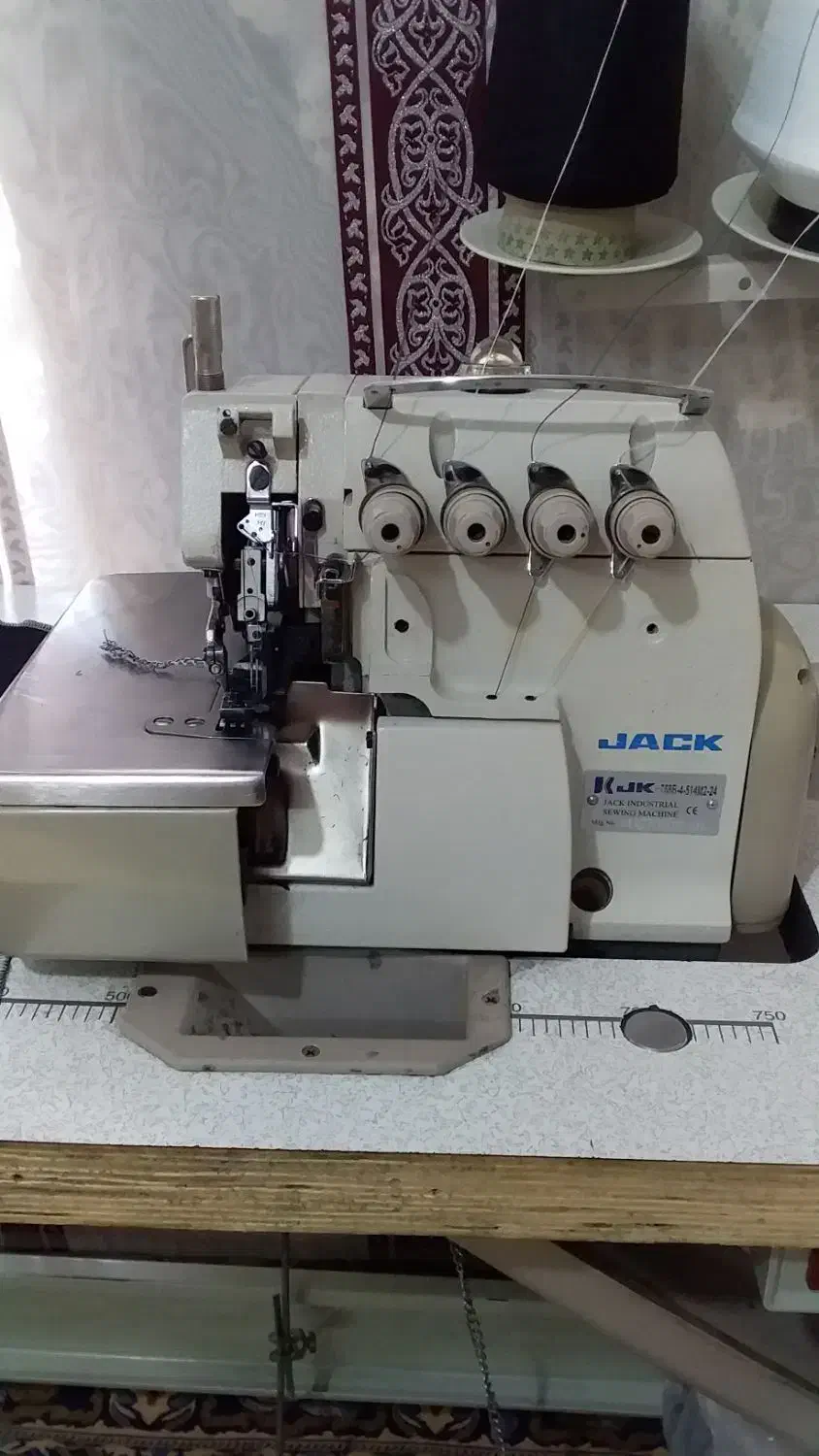 سردوز چهار نخ جک تمیز وبه شرط دوخت|چرخ خیاطی و ریسندگی|ابهر, |دیوار