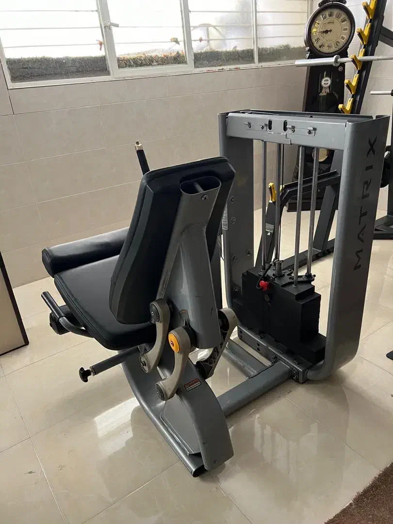 وسایل بدنسازی در حد نو|تجهیزات ورزشی|شاهینشهر, مخابرات (شهید بهشتی)|دیوار