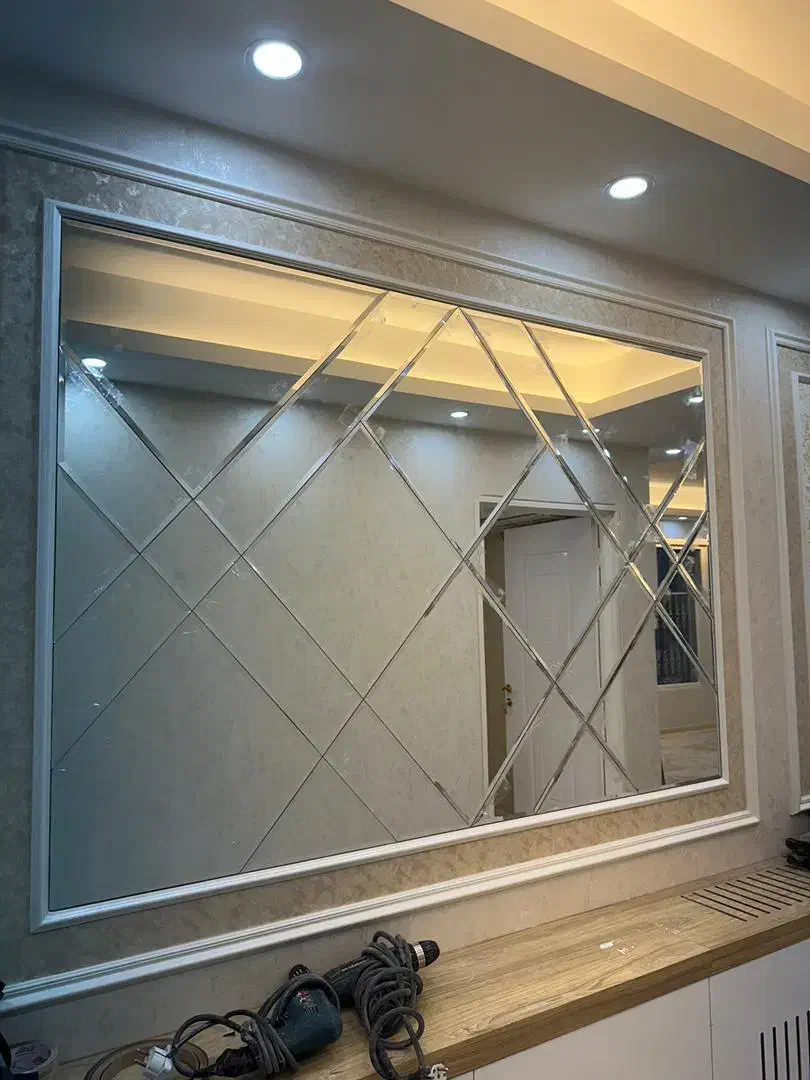 نصب و اجرای انواع شیشه اینه و طلق|خدمات پیشه و مهارت|تبریز, |دیوار