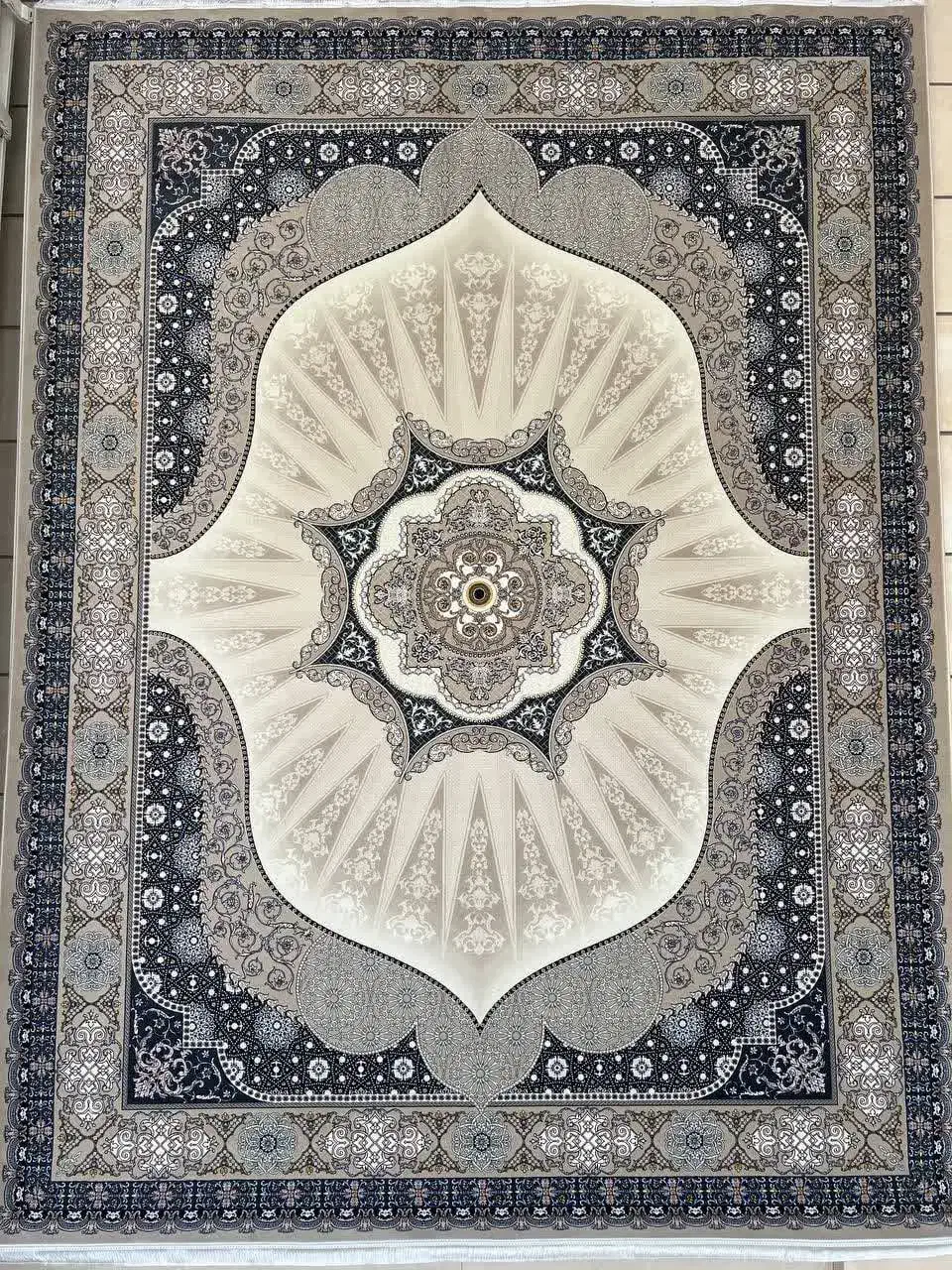 فرش محتشم مدرن شیک زیبا700شانه جانان|فرش|شیراز, فرگاز|دیوار