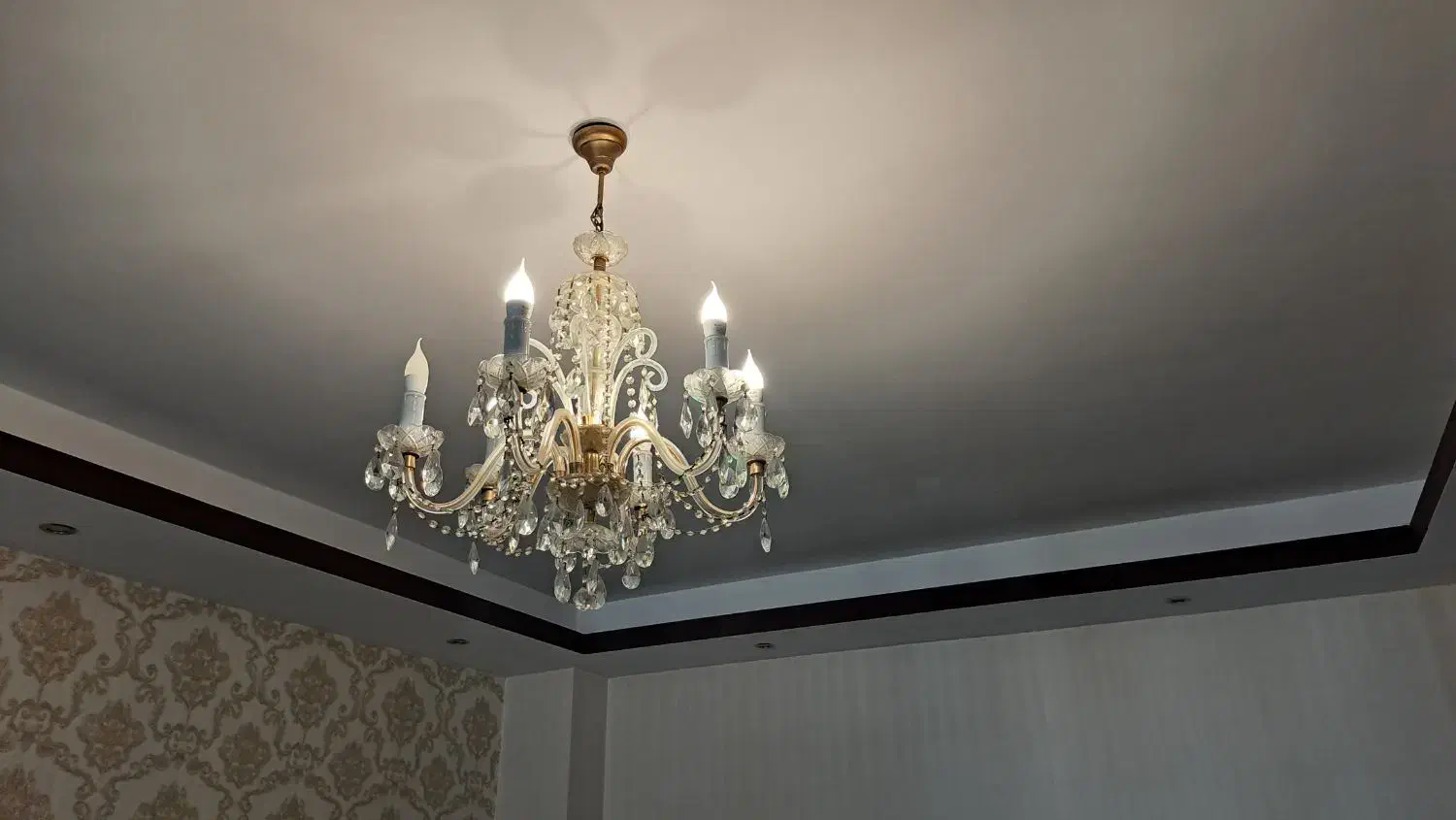 یک جفت لوستر ۶ شاخه|لوستر و چراغ آویز|کرج, فاز ۴ مهرشهر|دیوار