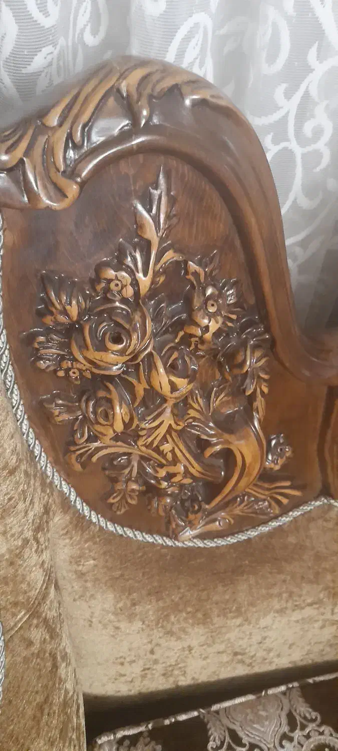 مبل کلاسیک چوب گرجستان|مبلمان خانگی و میز عسلی|فردیس, منظریه|دیوار