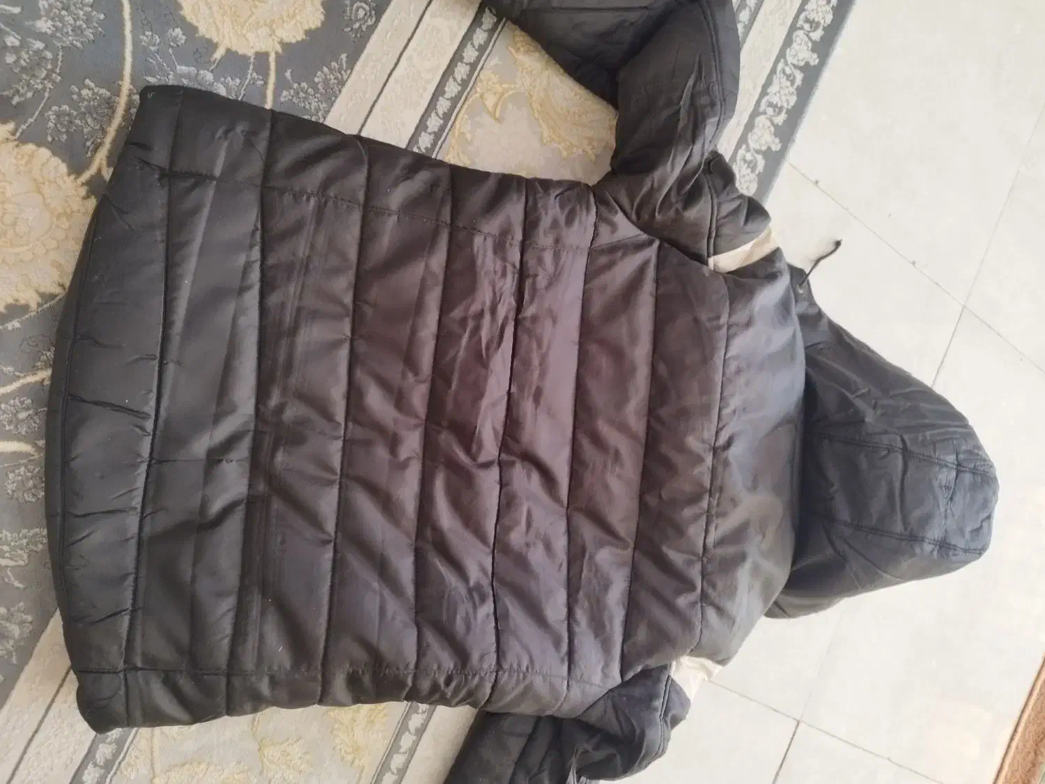 کاپشن در حد نو|لباس|شیراز, شاپورجان|دیوار