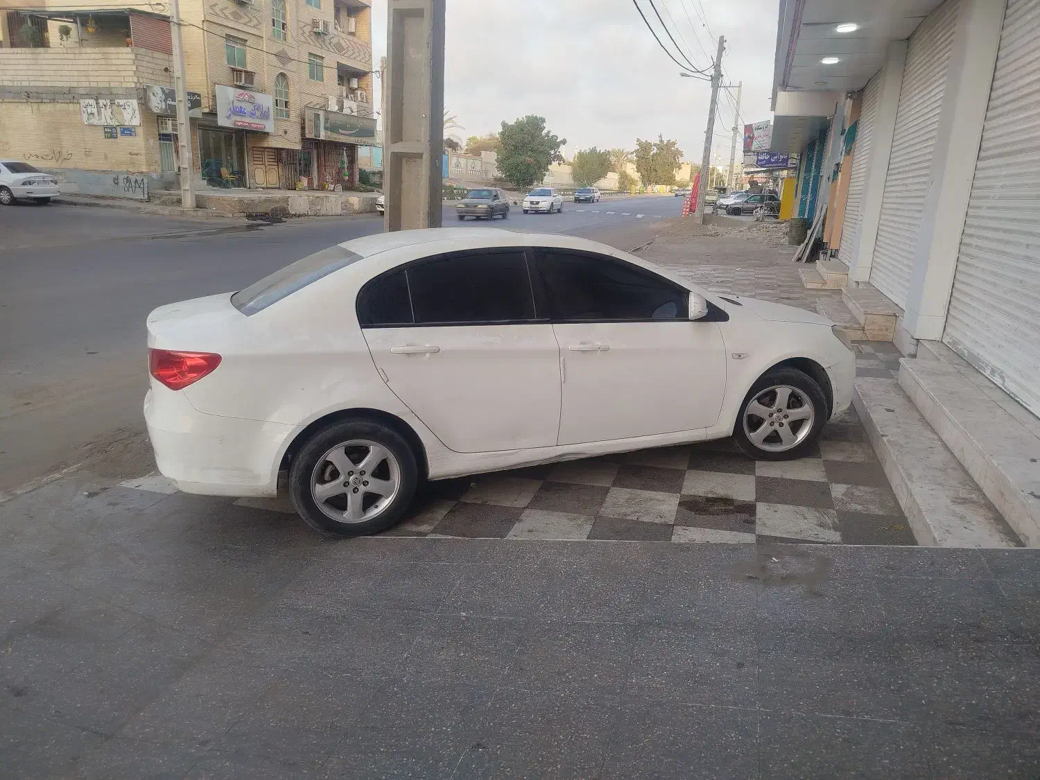 ماشین ۳۵۰ ام جی|خودرو سواری و وانت|چابهار, |دیوار