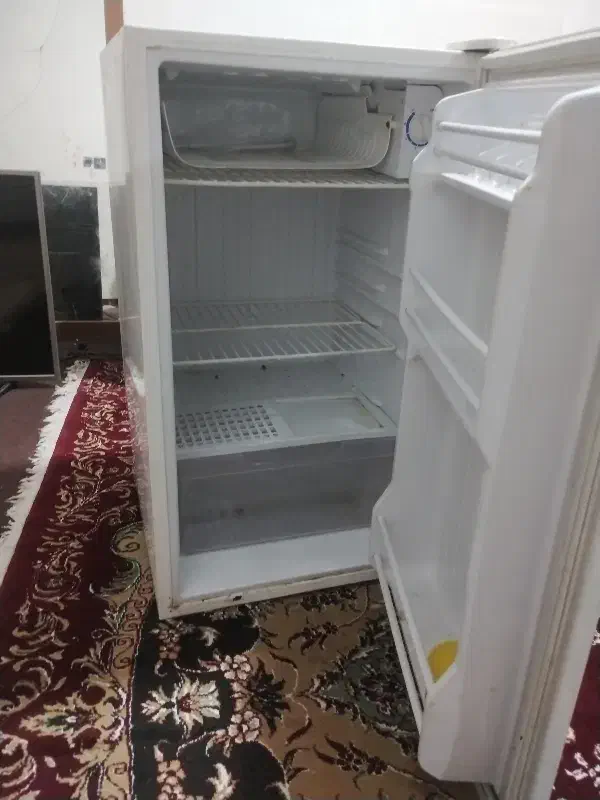 یخچال5 فوت|یخچال و فریزر|شیراز, شهرک گلها|دیوار