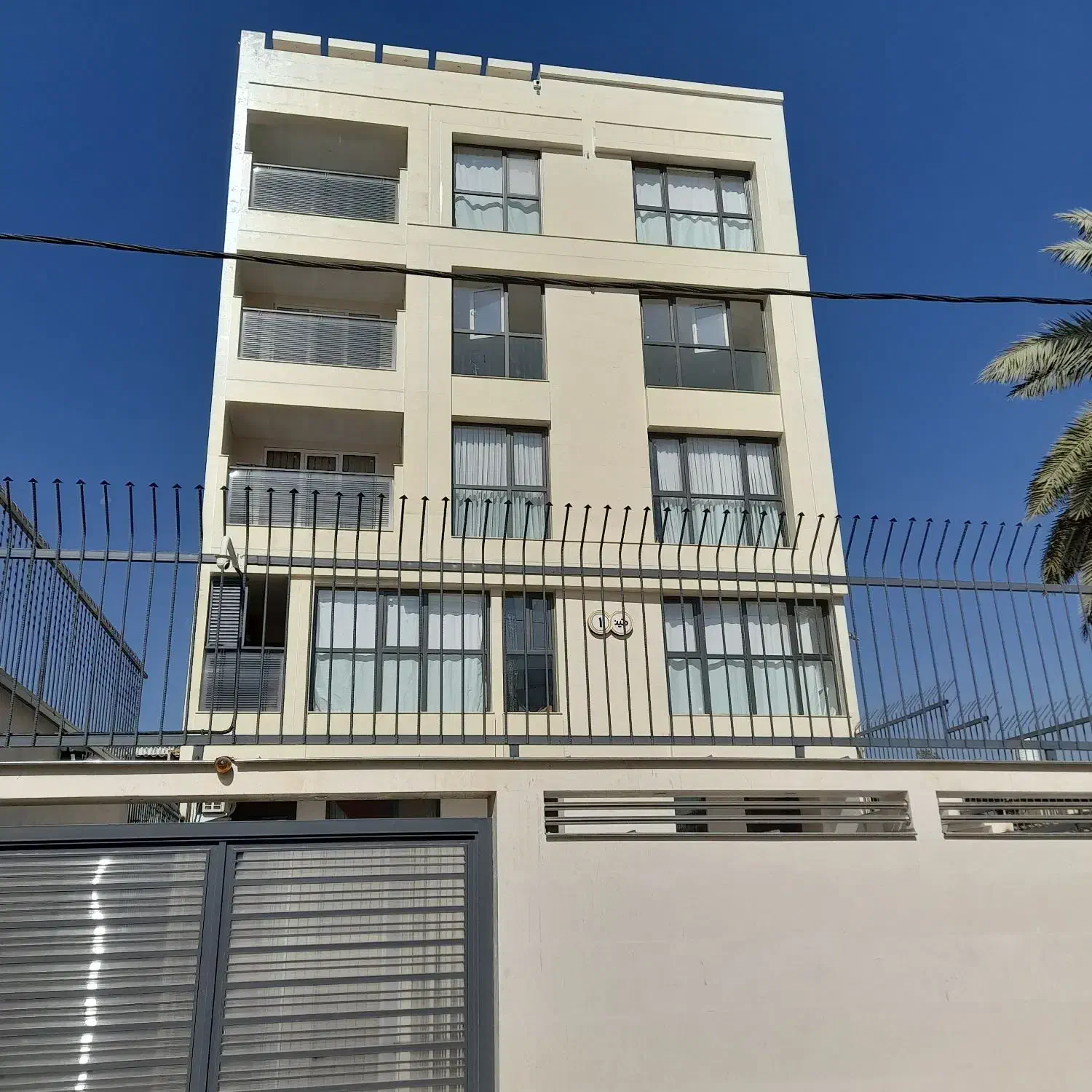 فروش یا تهاتر با خودرو سواری|فروش آپارتمان|شیراز, گلکوب|دیوار