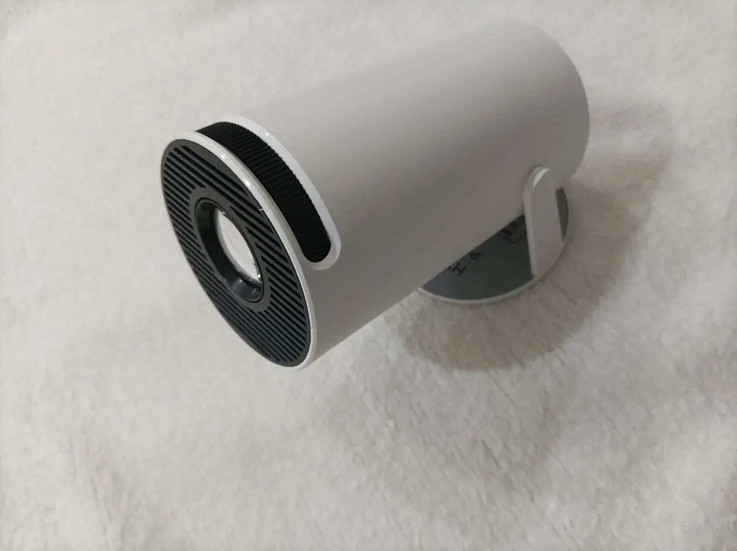 پروژکتور HY300 Pro|تلویزیون و پروژکتور|مشهد, شیرودی|دیوار