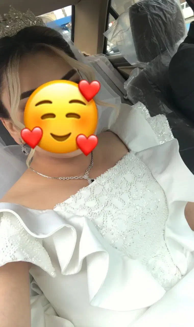 لباس عروس|لباس|ری, دیلمان|دیوار