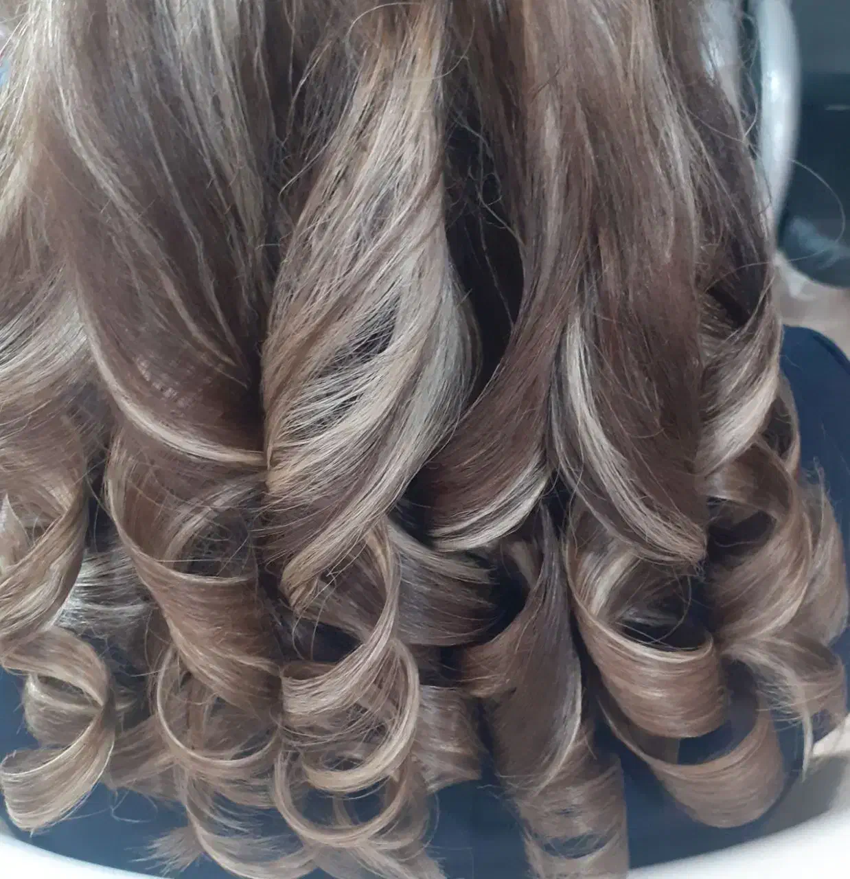 جهت تکمیل کادر سالن زیبایی|خدمات آرایشگری و زیبایی|شاهین‌شهر, شهرک گلدیس|دیوار