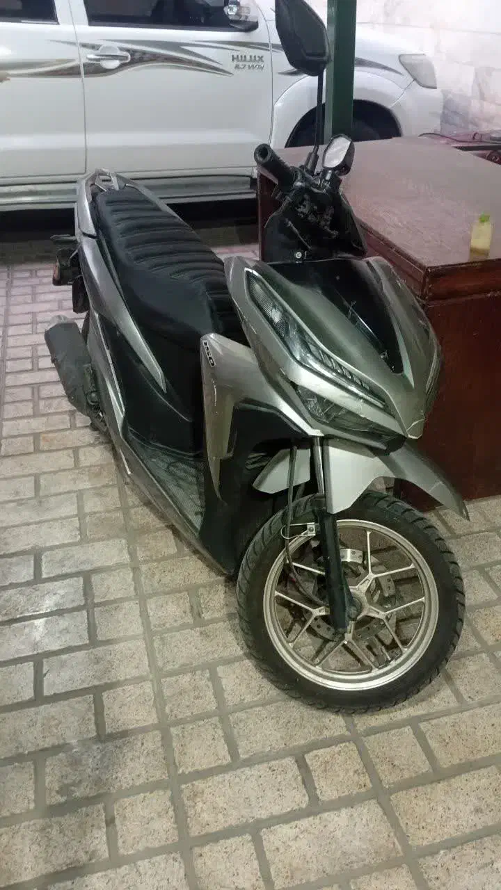 موتور سیکلت|موتورسیکلت|ری, علایین|دیوار