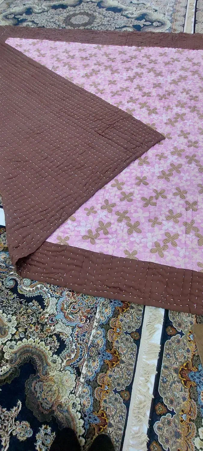 لحاف کرسی نو ویک عدد کرسی چوبی نو|رختخواب، بالش، پتو|اسلامشهر, شهرک واوان|دیوار