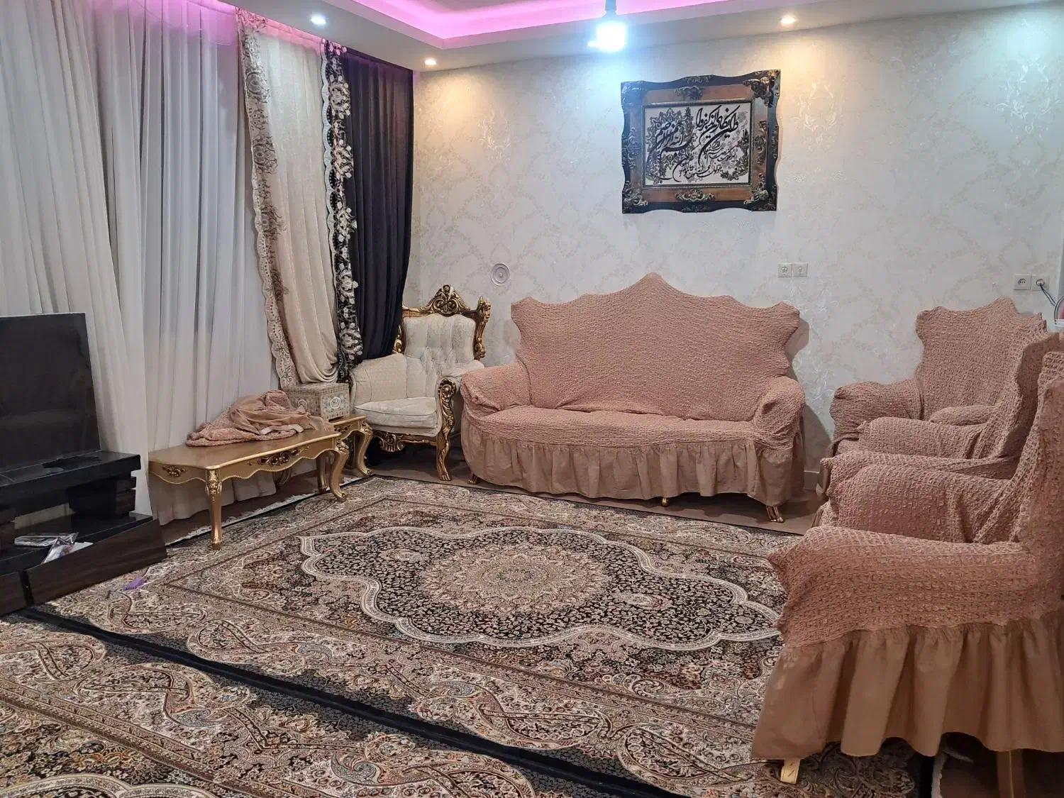 مبل|مبلمان خانگی و میز عسلی|زنجان, |دیوار