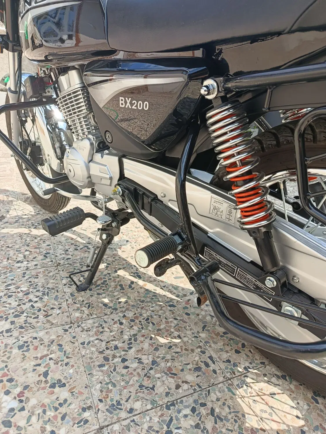 باکسر دینو مدل۱۴۰۴|موتورسیکلت|رشت, دخانیات|دیوار