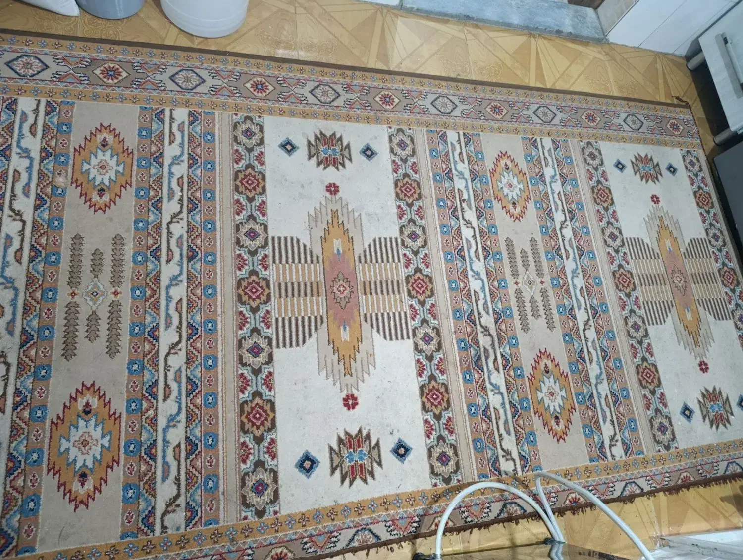 گلیم|فرش|قدس, شهر‌قدس|دیوار