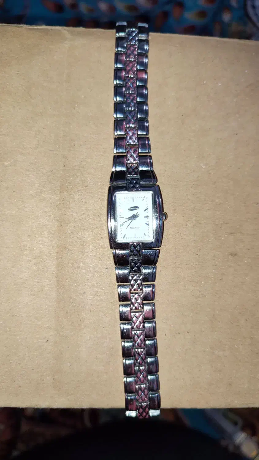 ساعت اورجینال|ساعت|نهاوند, |دیوار