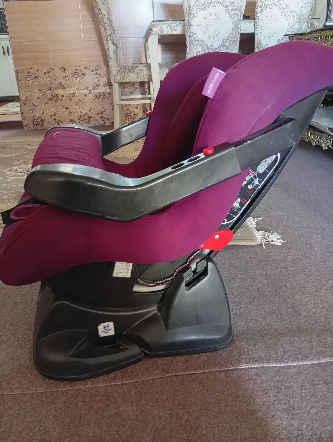 صندلی ماشین|اسباب و اثاث بچه|قزوین, |دیوار