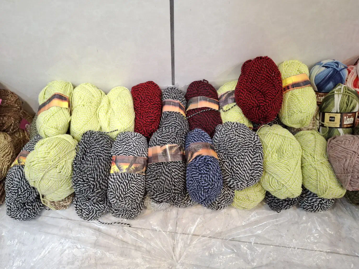 کاموا|لوازم خیاطی و بافتنی|لاهیجان, کاروانسرابر|دیوار