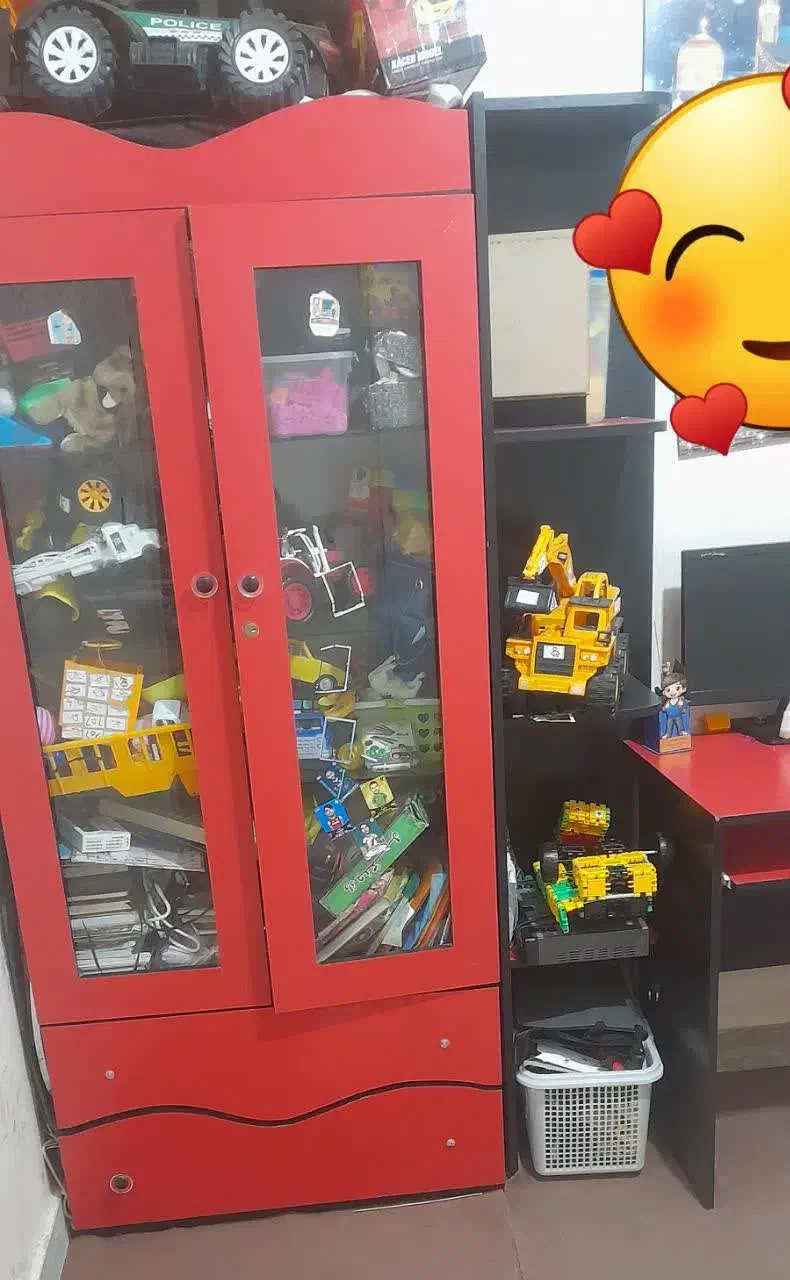 کمد و میز تحریر در گلستان|میز تحریر و کامپیوتر|گلستان (تهران), |دیوار