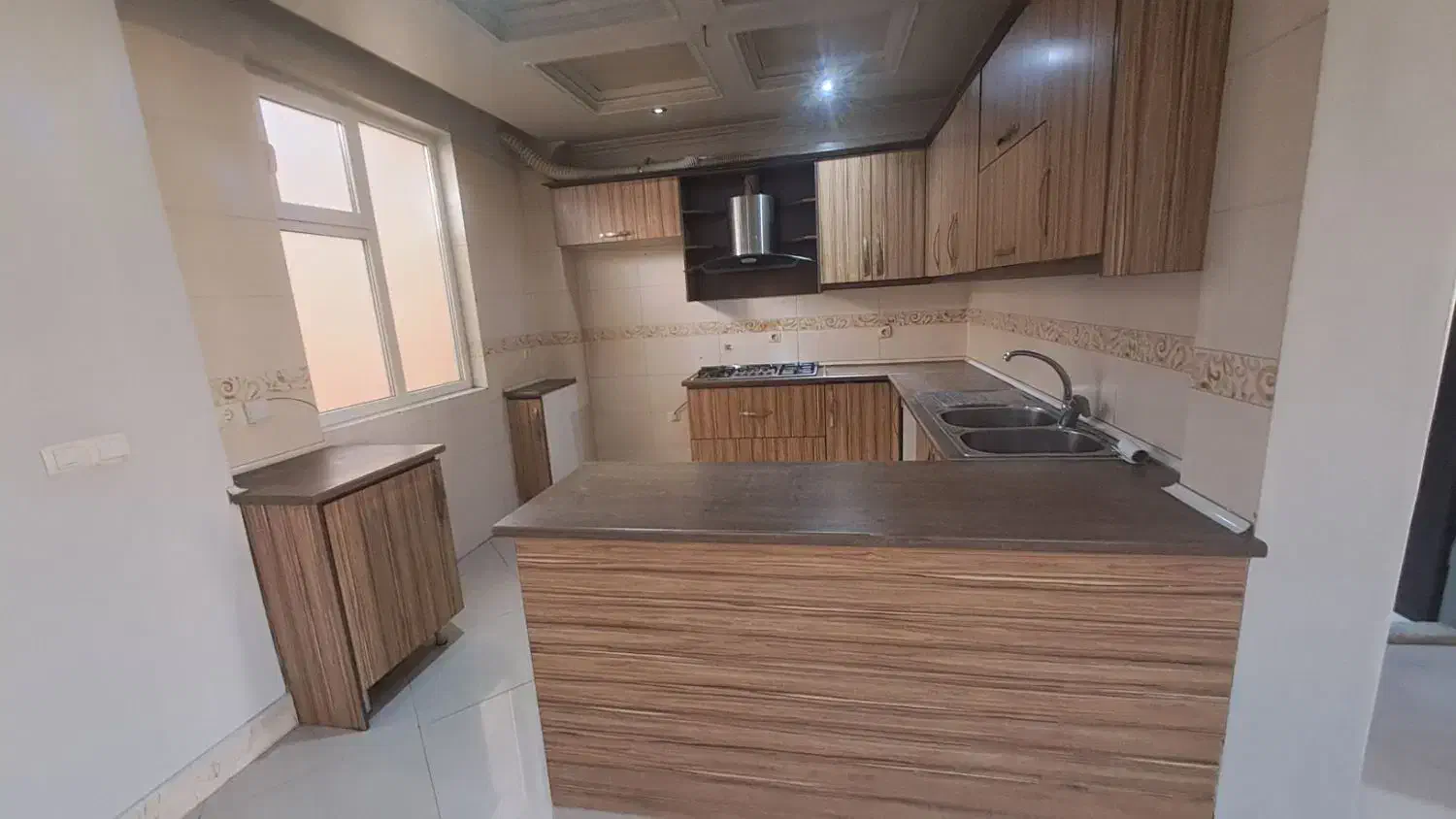 هروی افتخاریان ۹۵ متر دو خوابه|اجارهٔ آپارتمان|تهران, هروی|دیوار