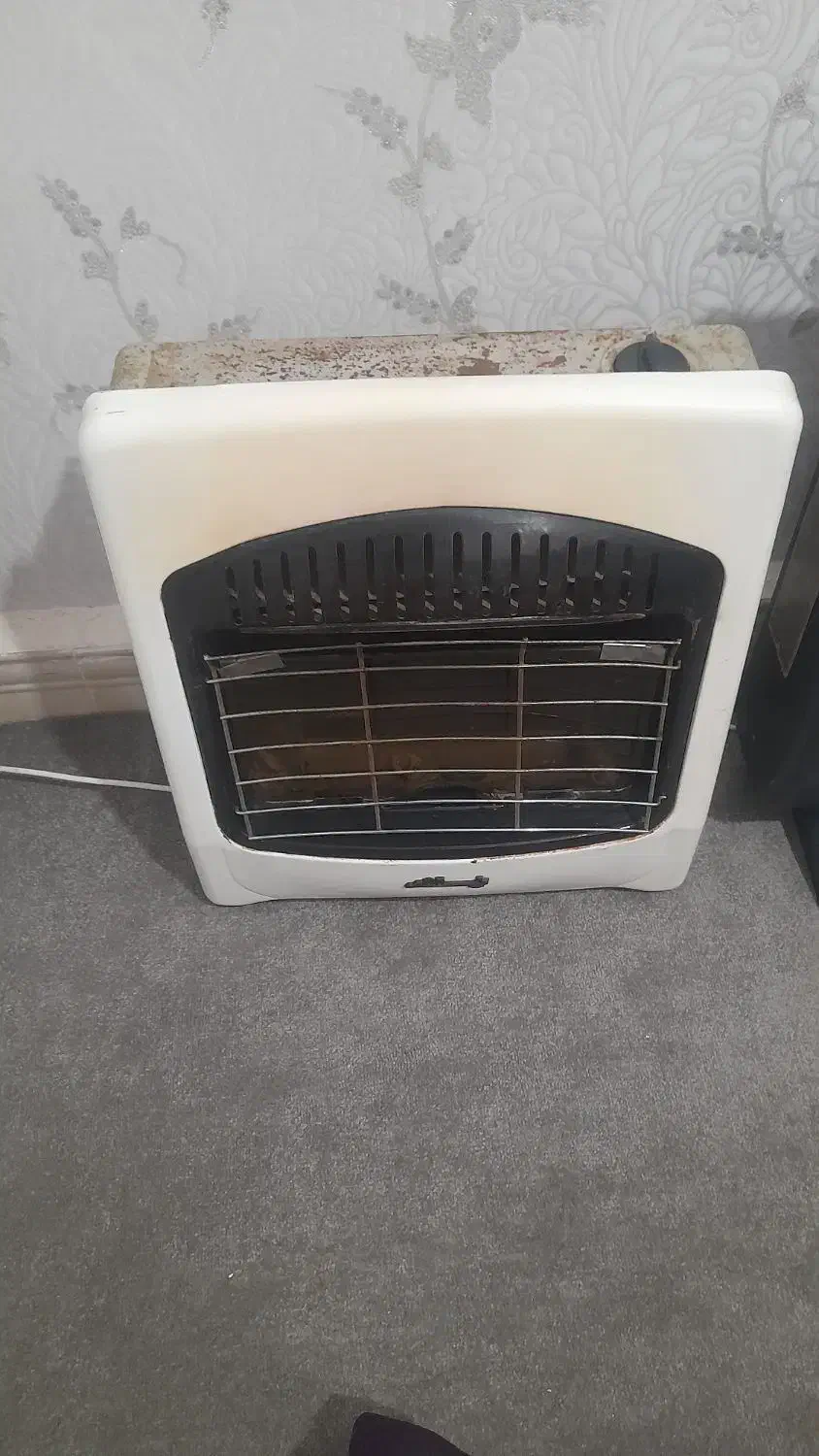 بخاری شعله ایی سالم|تجهیزات ورزشی|خرمشهر, |دیوار