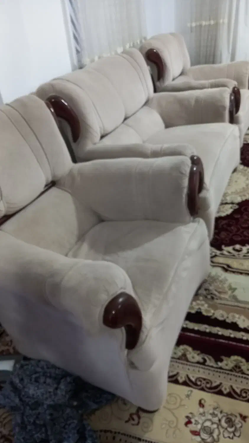 مبل ۷نفره|مبلمان خانگی و میز عسلی|چالوس, |دیوار