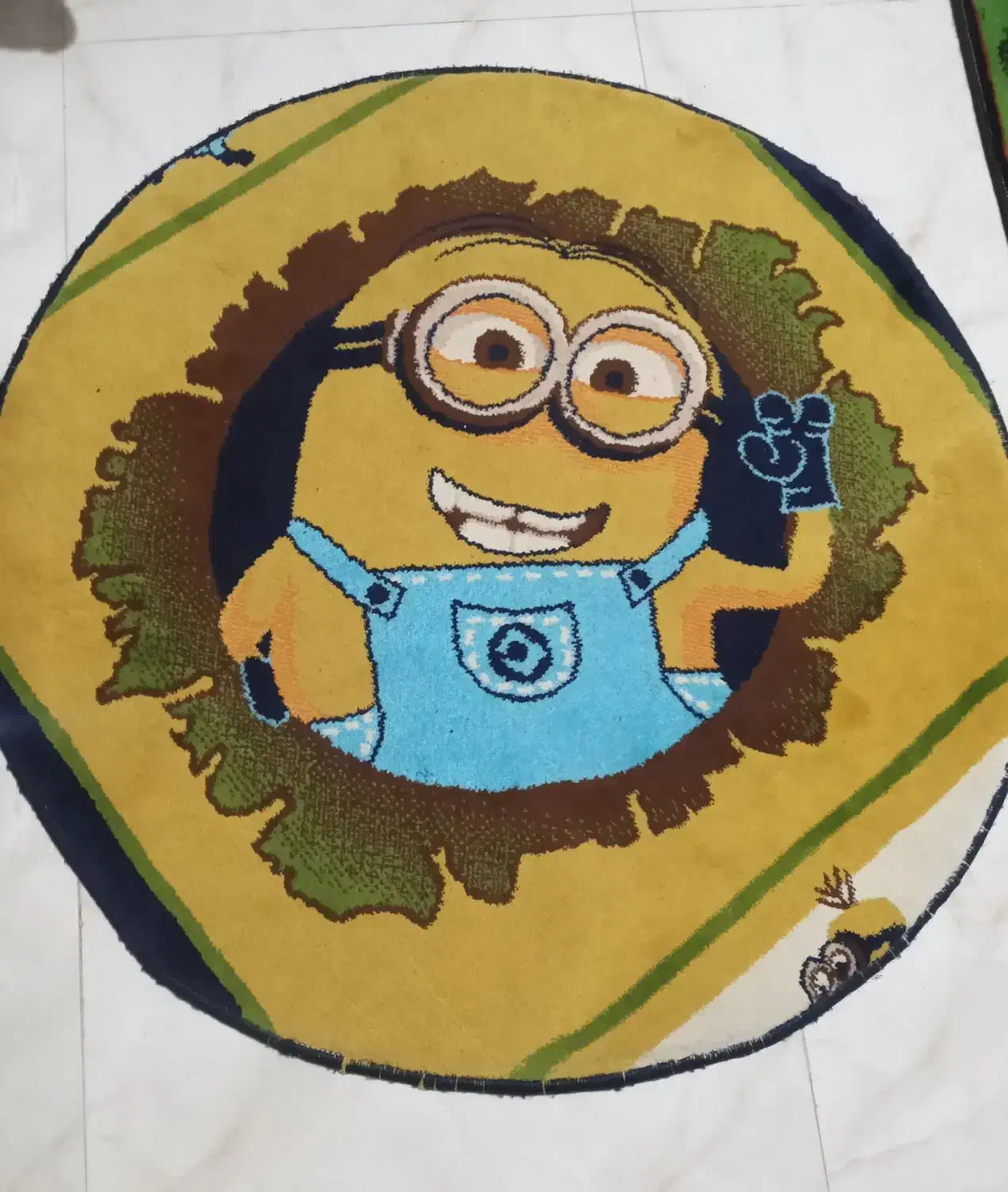 فرش فانتزی یک در یک گرد|فرش|رشت, هلال احمر|دیوار