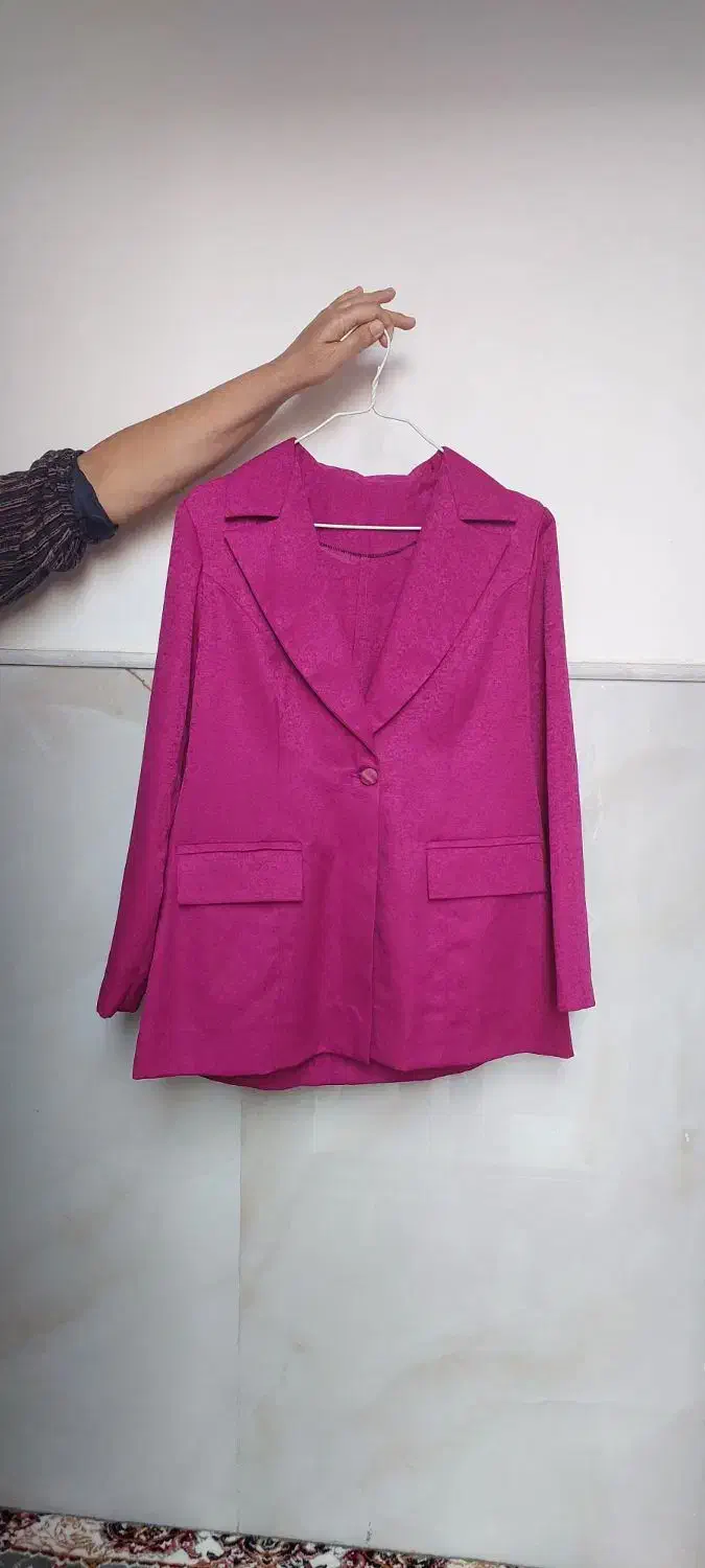 کت مجلسی|لباس|آران و بیدگل, |دیوار