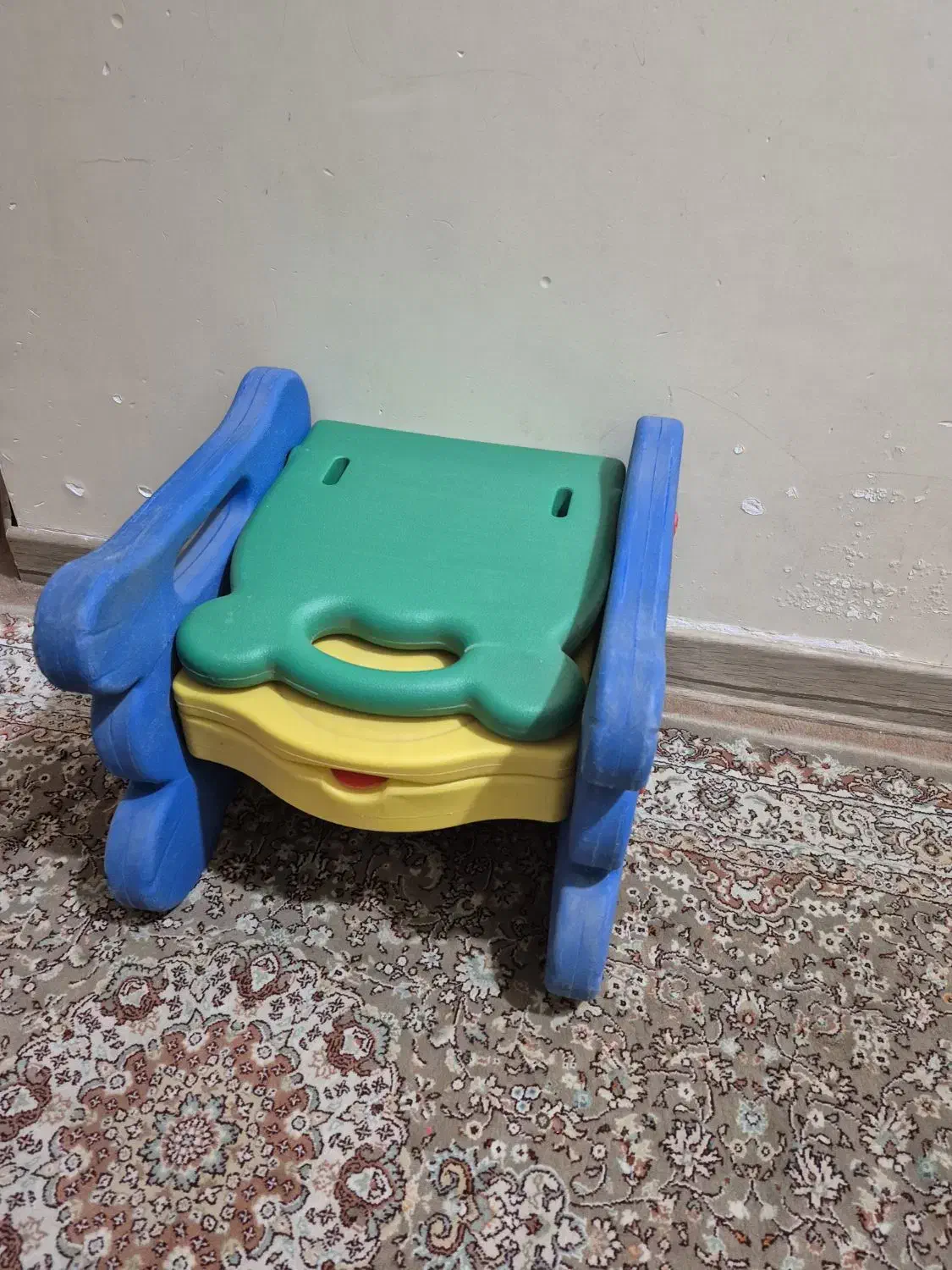 صندلی کودک|اسباب و اثاث بچه|قشم, |دیوار