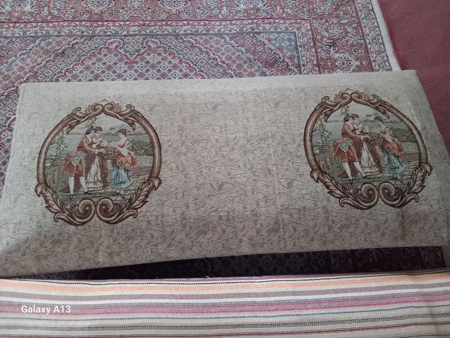 پشتی طرح لیلی ومجنون|پشتی|مرند, |دیوار